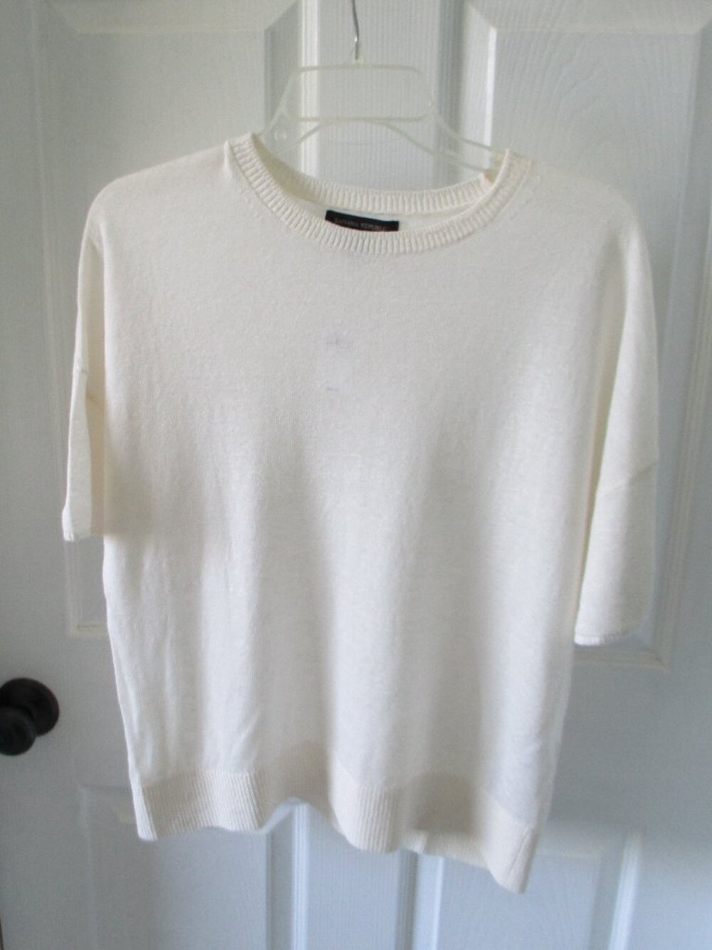 Banana Republic linen blend knit top